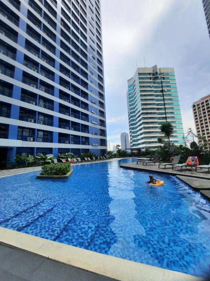 Stylish&Comfort Unit With Balcony In Air Makati Makati City Exterior photo