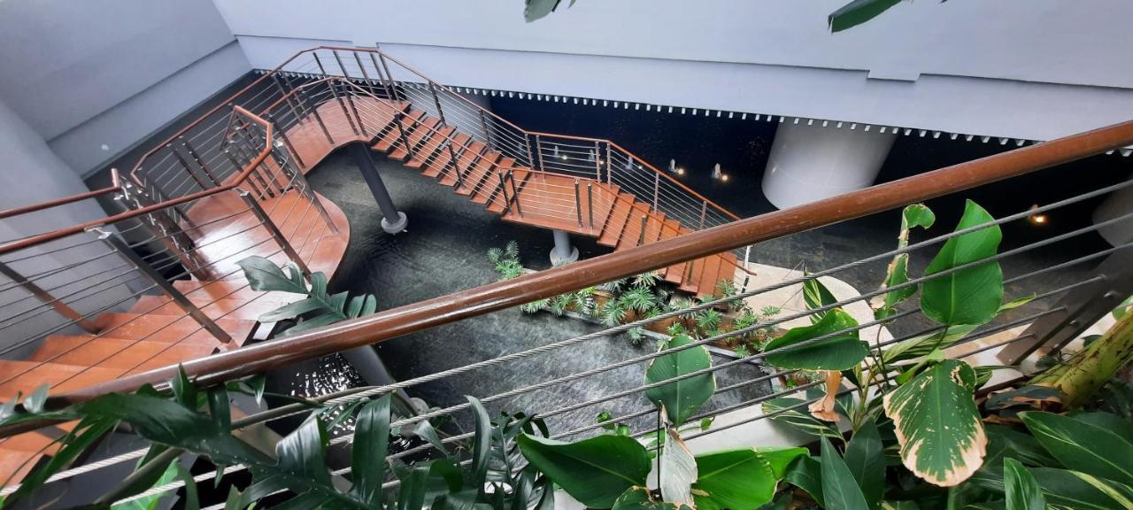 Stylish&Comfort Unit With Balcony In Air Makati Makati City Exterior photo