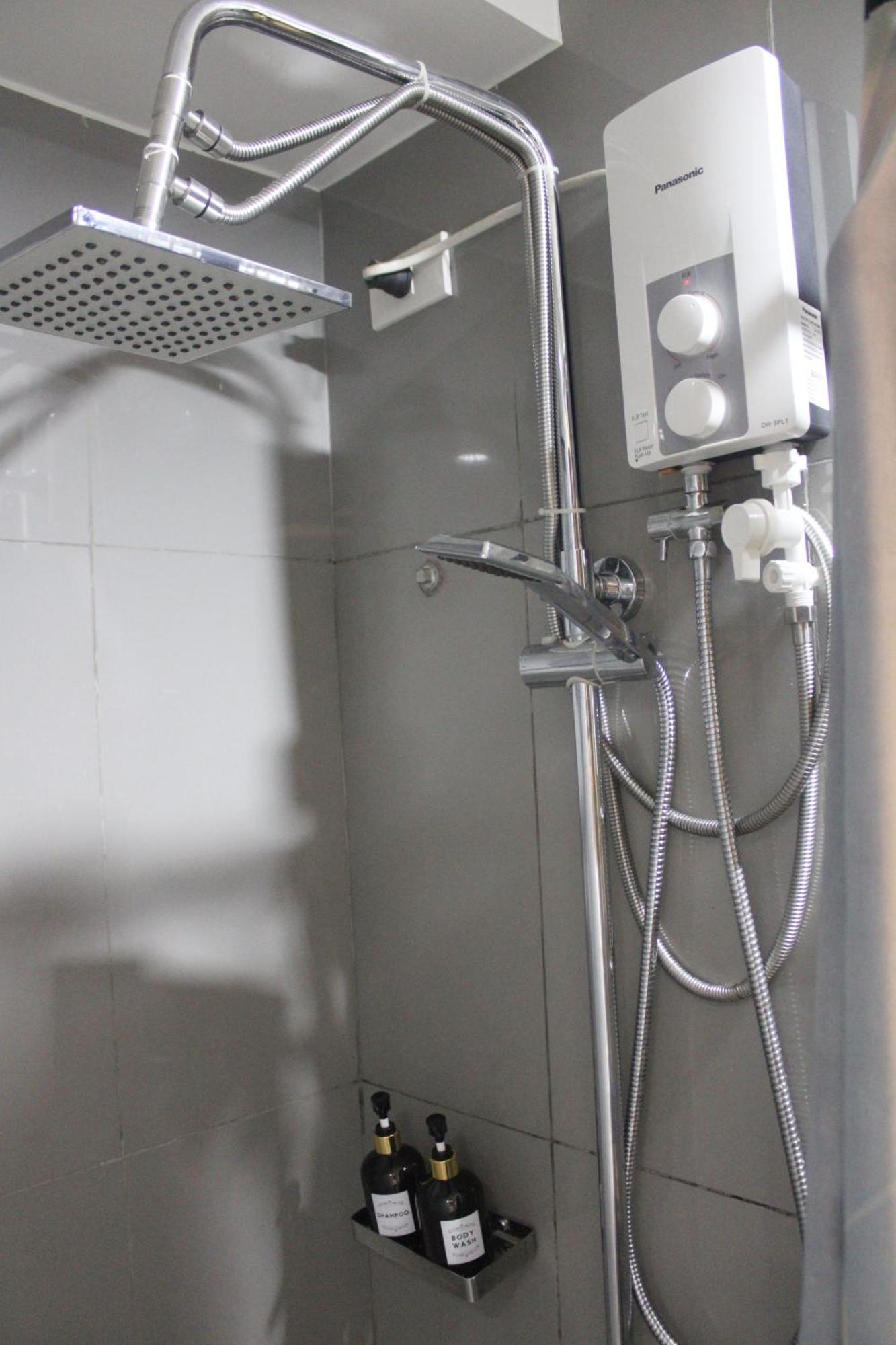 Stylish&Comfort Unit With Balcony In Air Makati Makati City Exterior photo