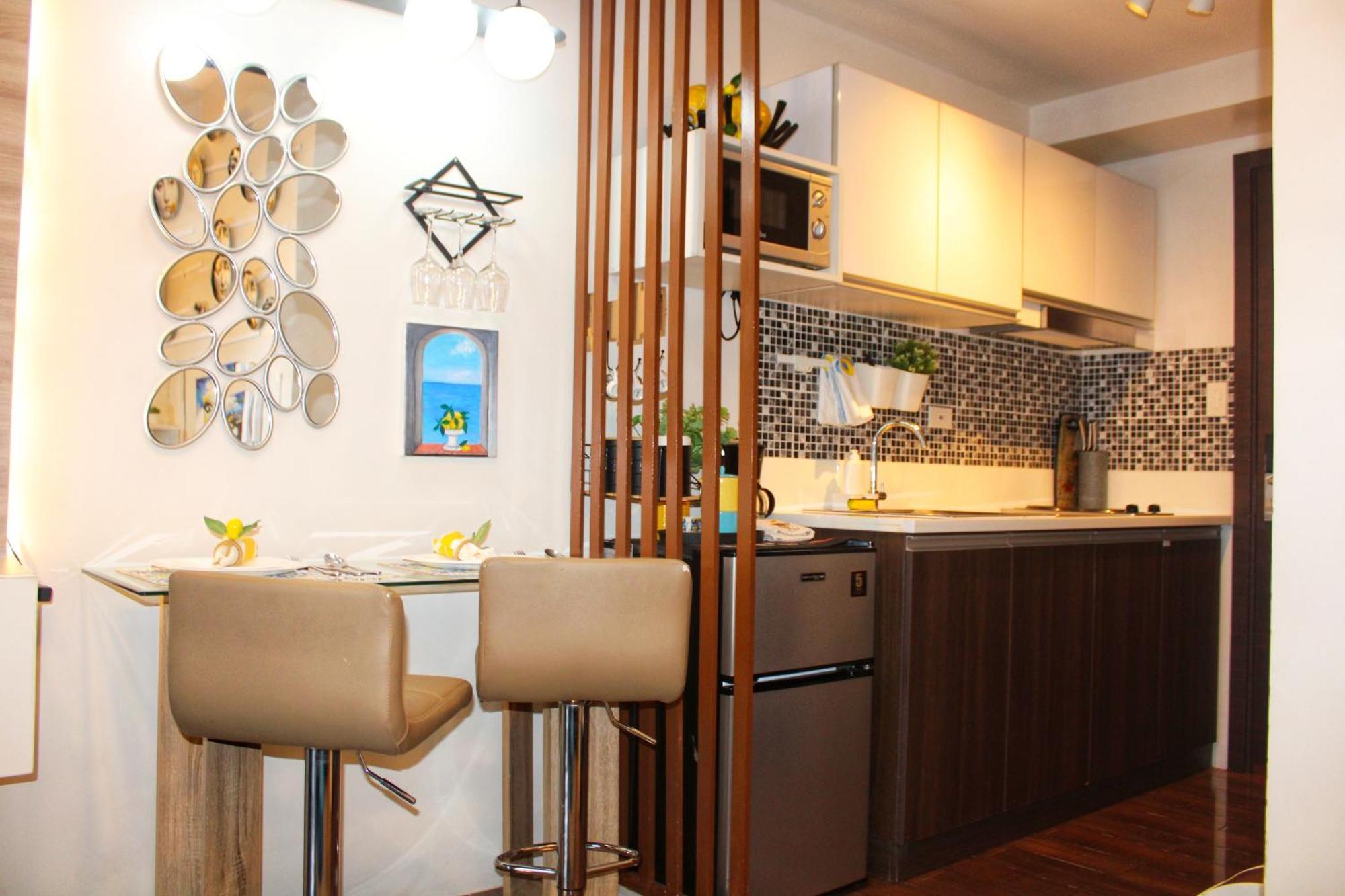 Stylish&Comfort Unit With Balcony In Air Makati Makati City Exterior photo